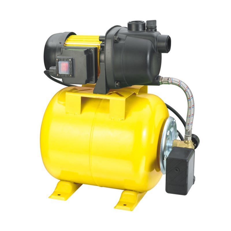 Sodo stiprintuvo siurblys su slėgio baku